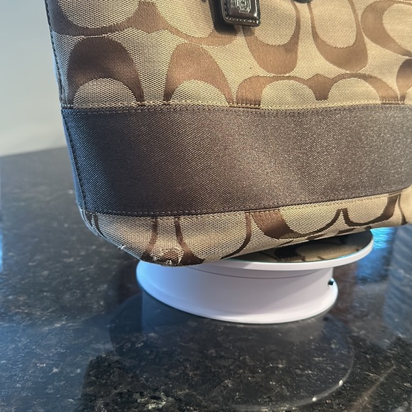 Shoulder_Bags
